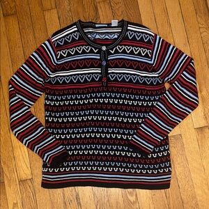 Women’s XL red white and blue sweater with heart details and 3 buttons Wrangler
